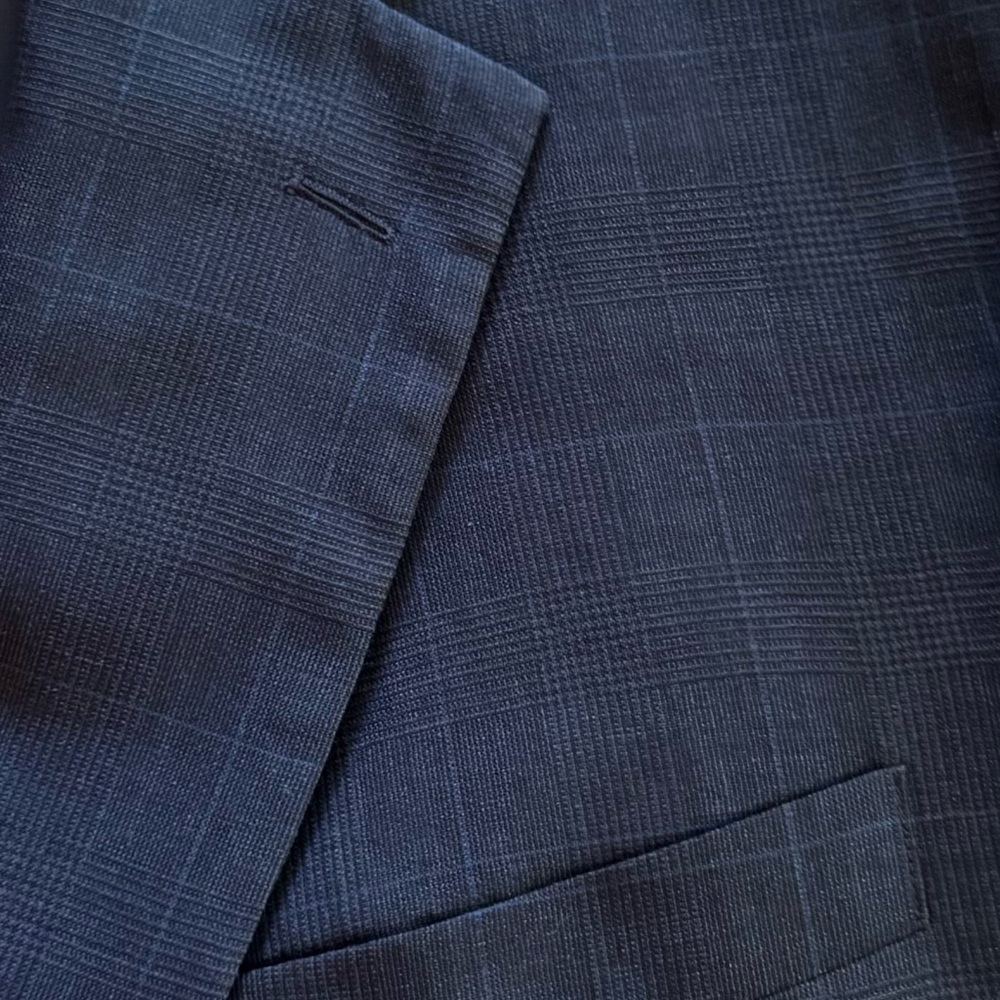 Jos. A Bank 46L 100% Wool Glenurquhart Check Blue Charcoal Subtle Plaid 2-Button